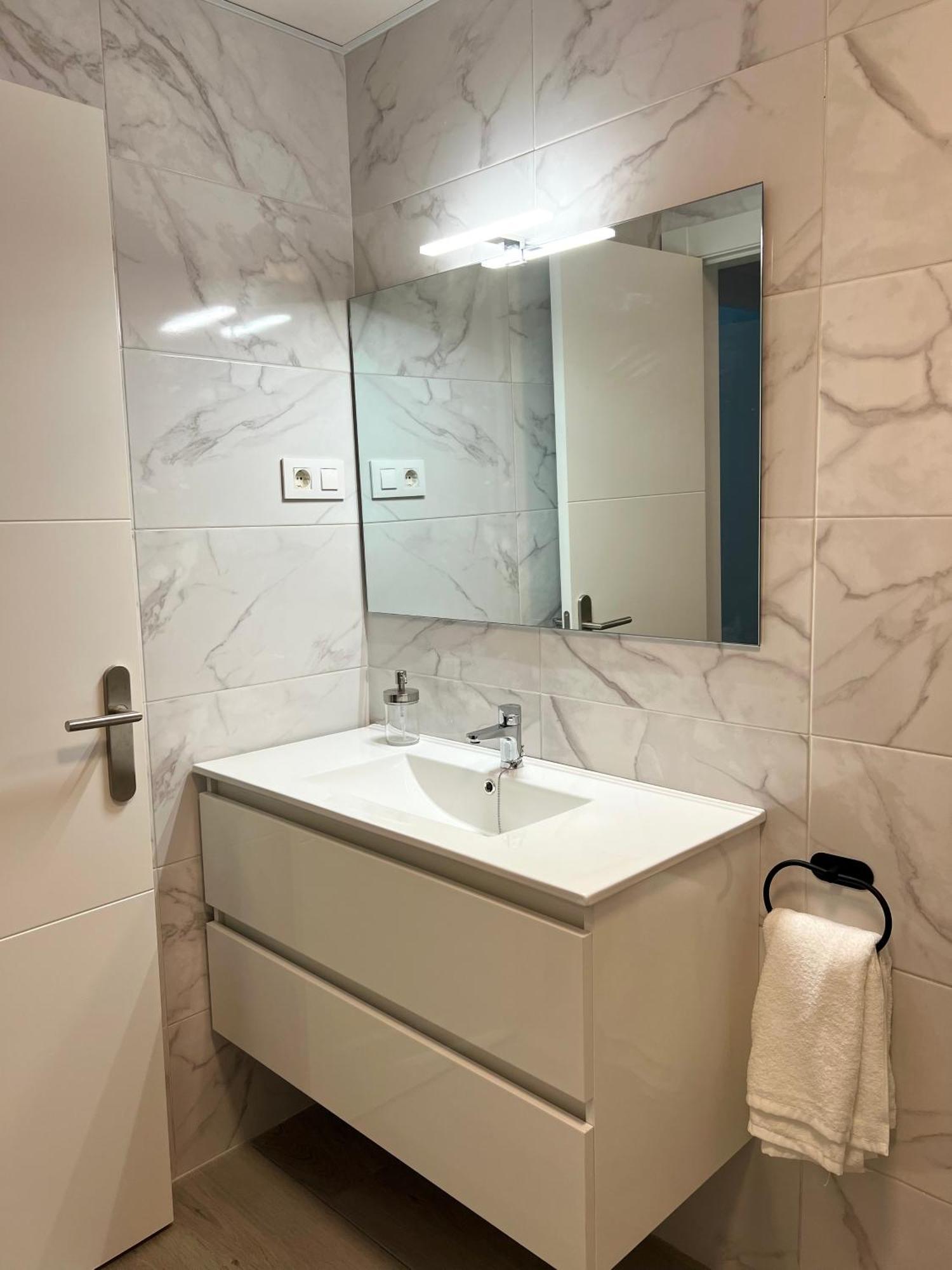 Amazing Apartment City Center - Optional Parking Malaga Exterior photo